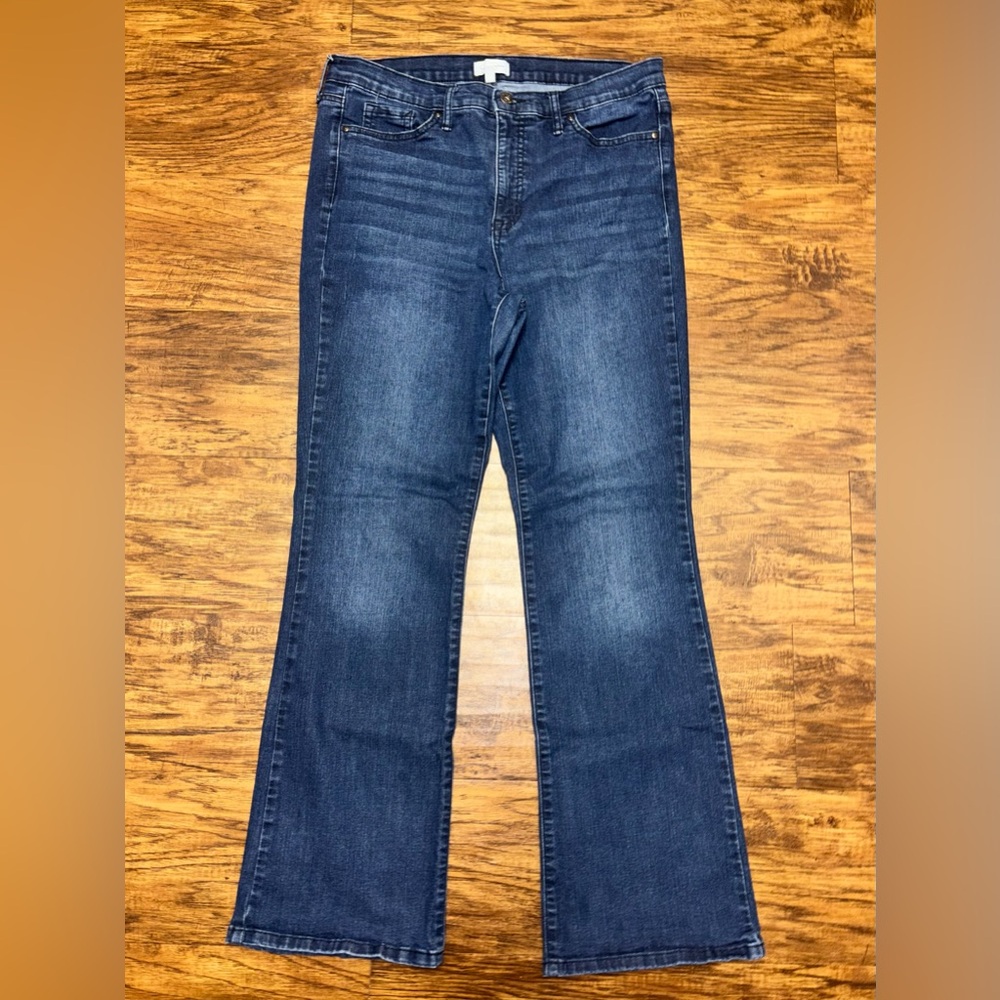 Jessica Simpson High Rise Bootcut Jeans Size 14